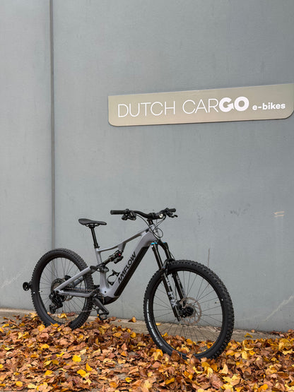 Amflow PR Carbon eMTB 2027