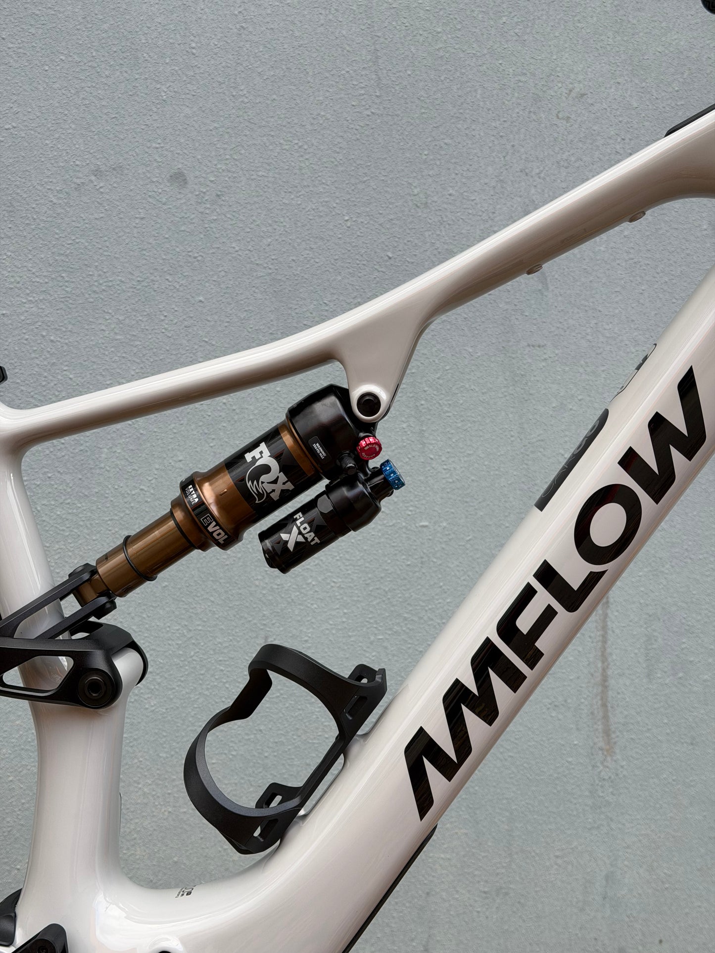Amflow PX Pro Carbon eMTB 2027