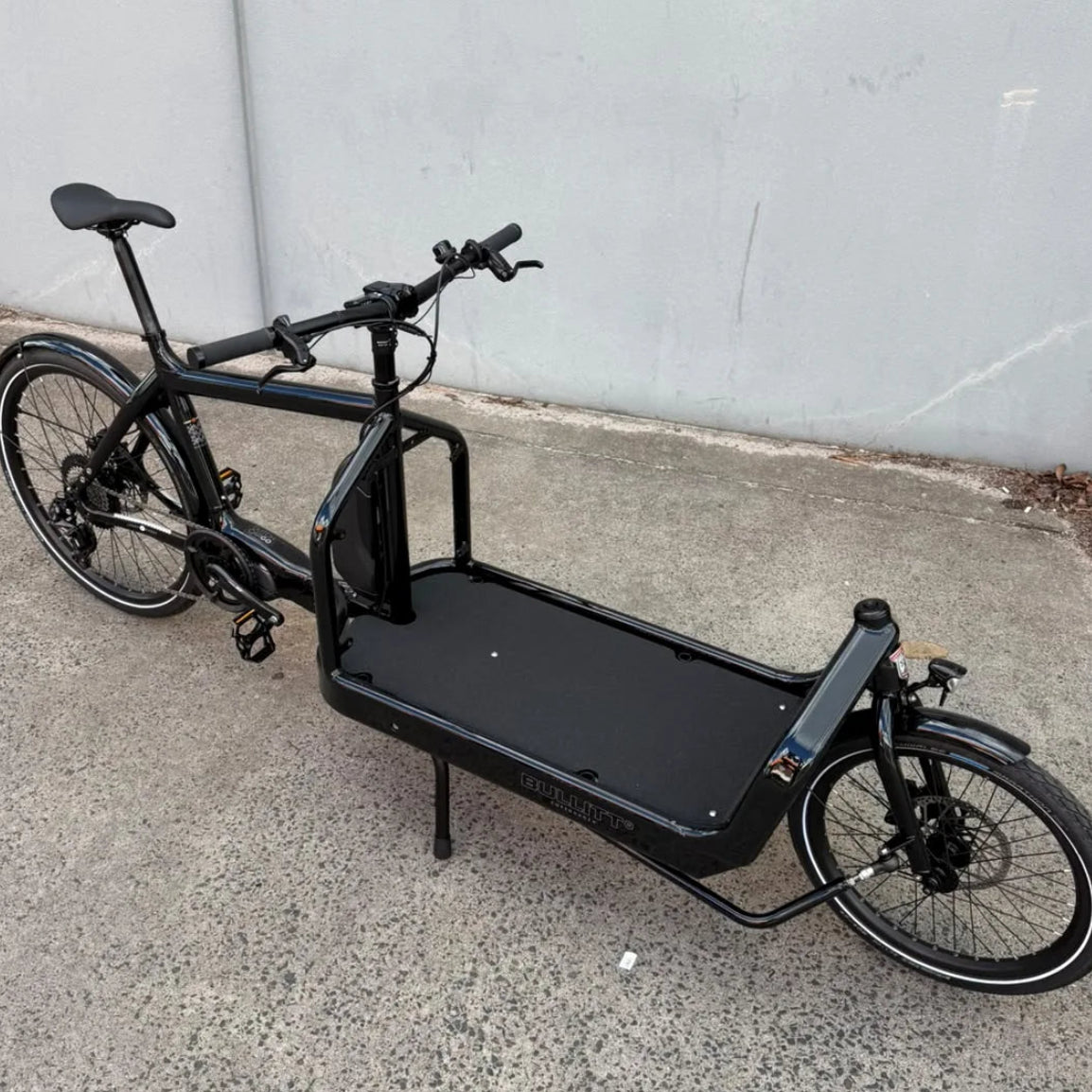 Bullitt Honeycomb Floorboard